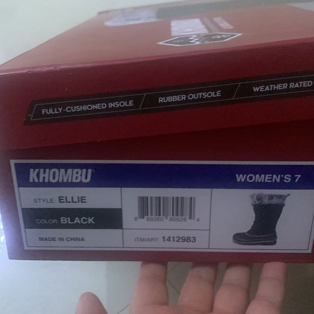 Boots - Picture 5 of 5